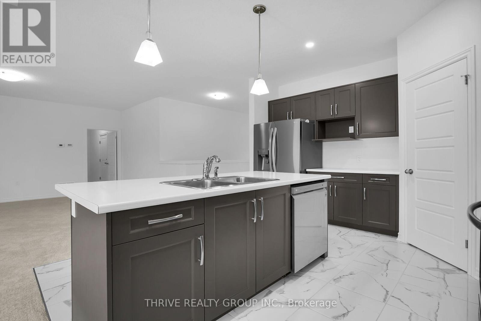 9 - 1080 Upperpoint Avenue, London South, Ontario  N6K 4M9 - Photo 8 - X12214006