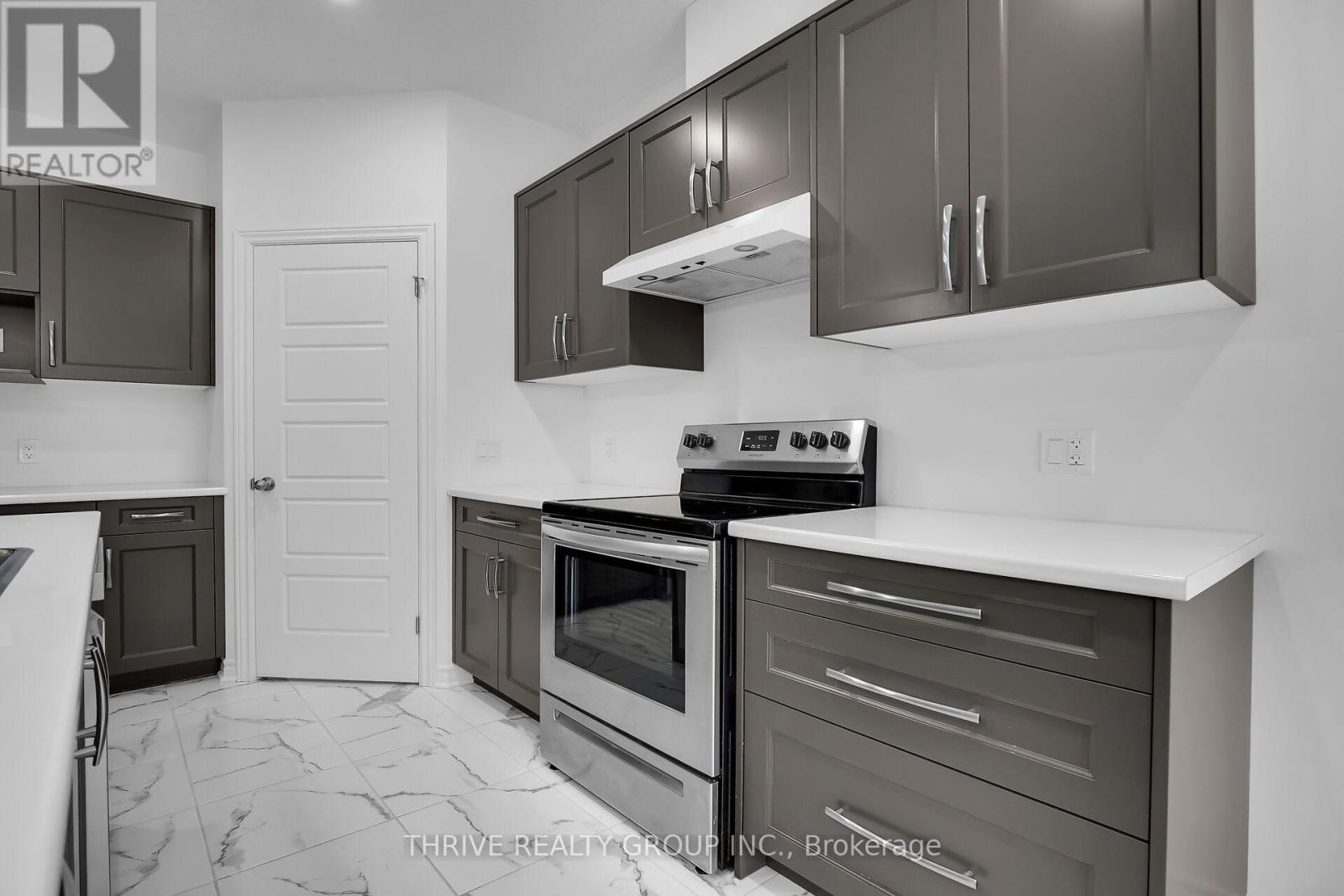 9 - 1080 Upperpoint Avenue, London South, Ontario  N6K 4M9 - Photo 9 - X12214006