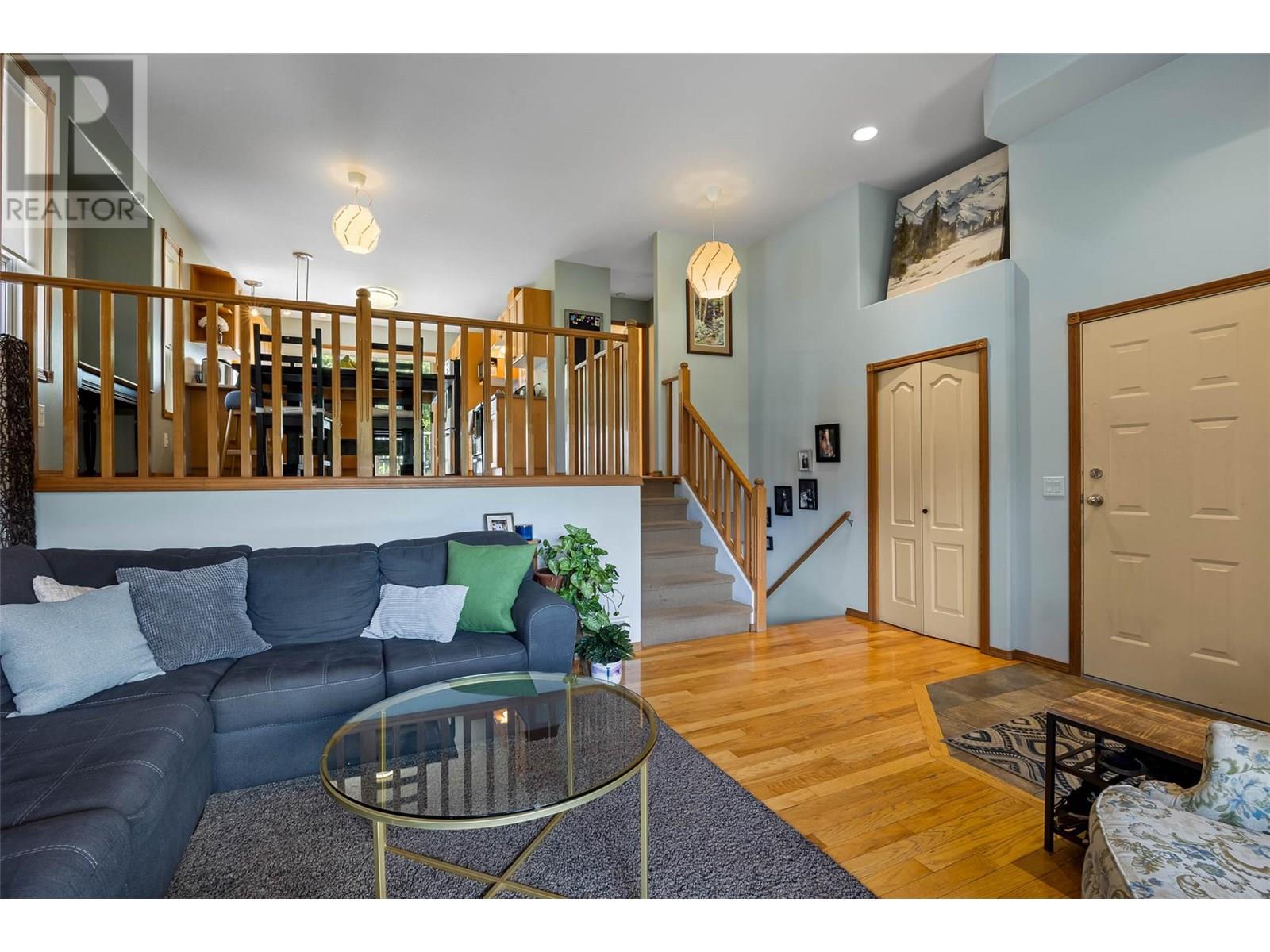 745 Bramble Court, Kamloops, British Columbia  V1S 1Z5 - Photo 6 - 10351644