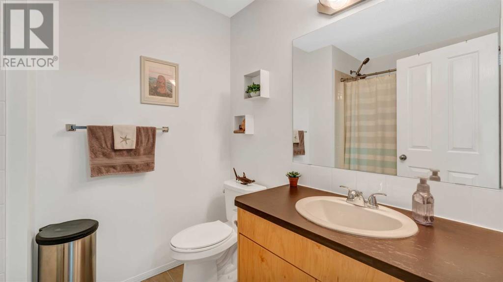 261 Saddlebrook Point Ne, Calgary, Alberta  T3J 0G4 - Photo 21 - A2229826