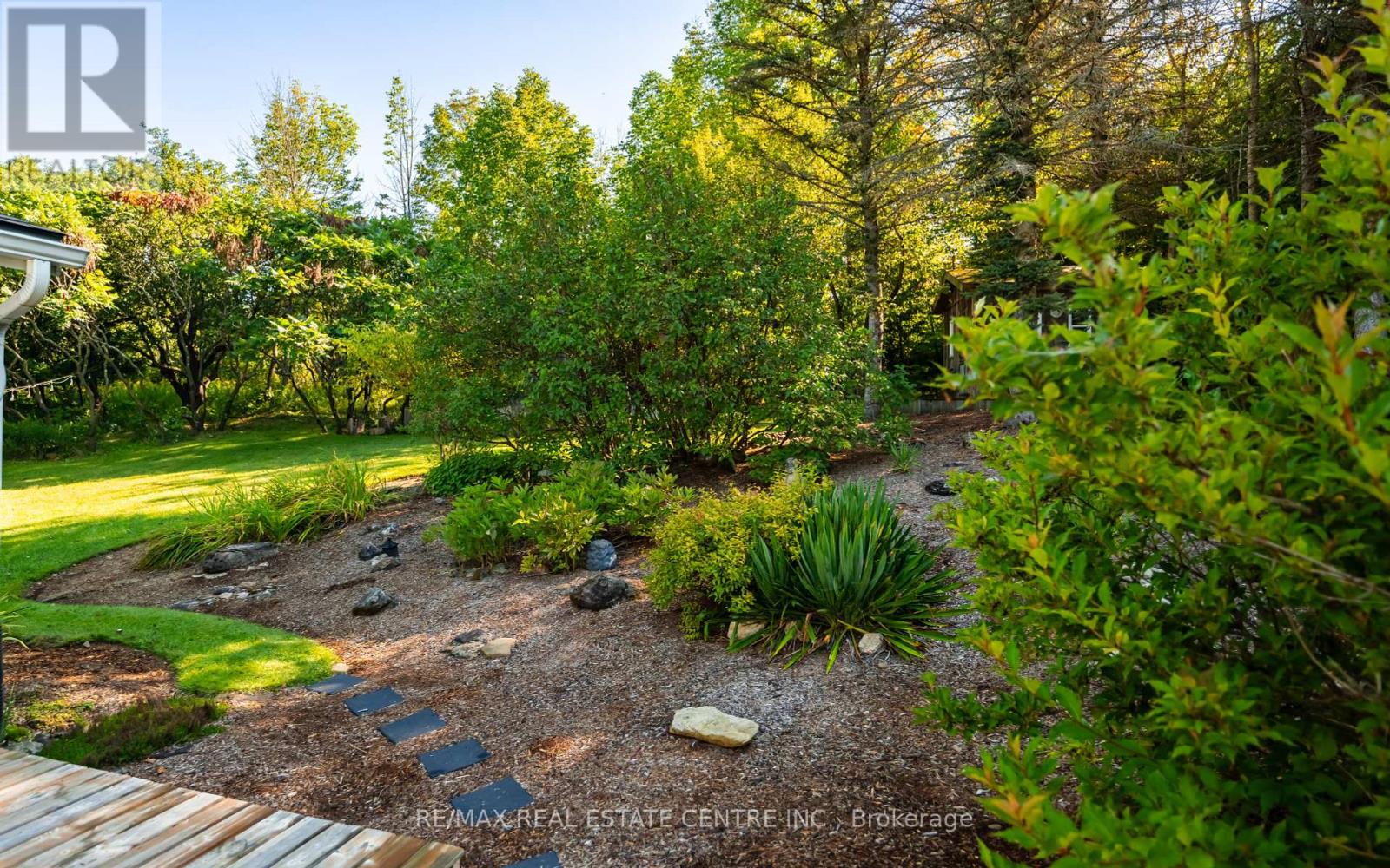 637217 Prince Of Wales Road, Mulmur, Ontario  L9V 0C2 - Photo 14 - X12213897