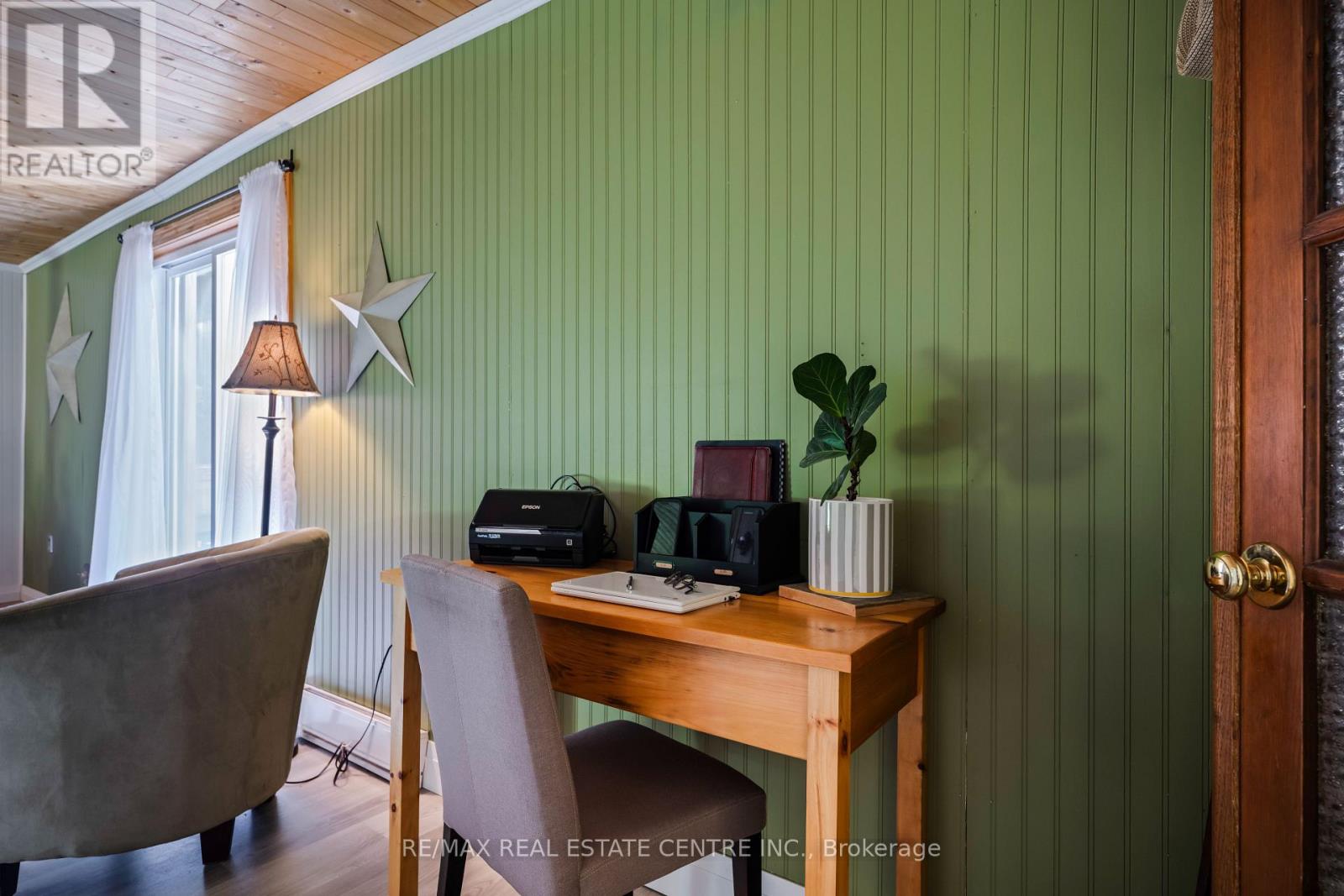 637217 Prince Of Wales Road, Mulmur, Ontario  L9V 0C2 - Photo 8 - X12213897