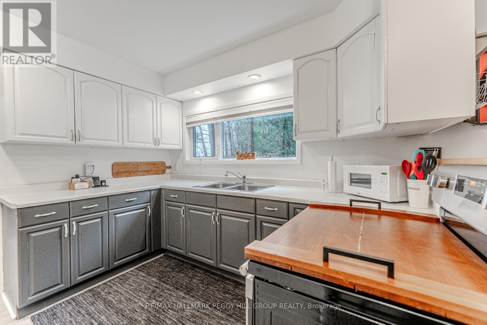 315 Cedar Avenue, Meaford, Ontario  N4L 1W5 - Photo 5 - X12213921