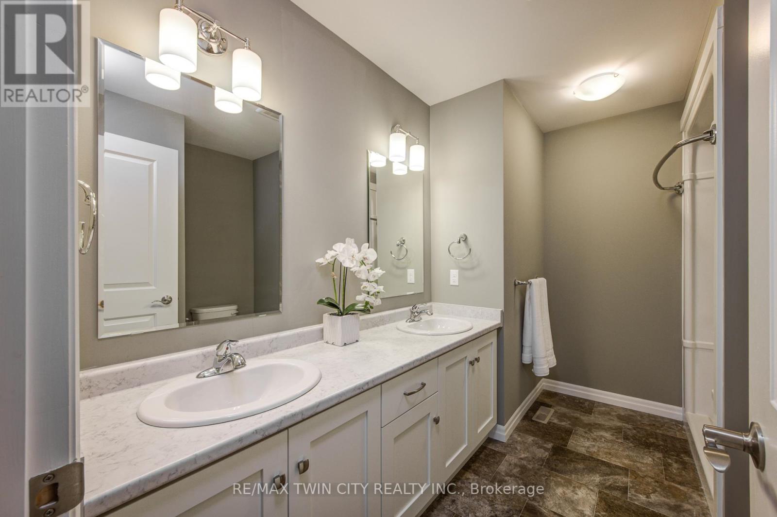2 - 343 Huron Street, Woodstock, Ontario  N4S 7A5 - Photo 23 - X12213967