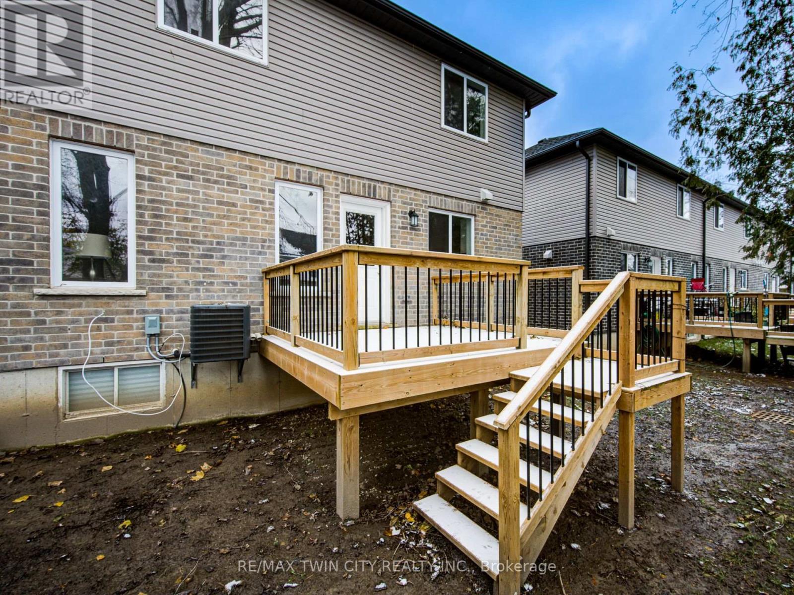 2 - 343 Huron Street, Woodstock, Ontario  N4S 7A5 - Photo 36 - X12213967