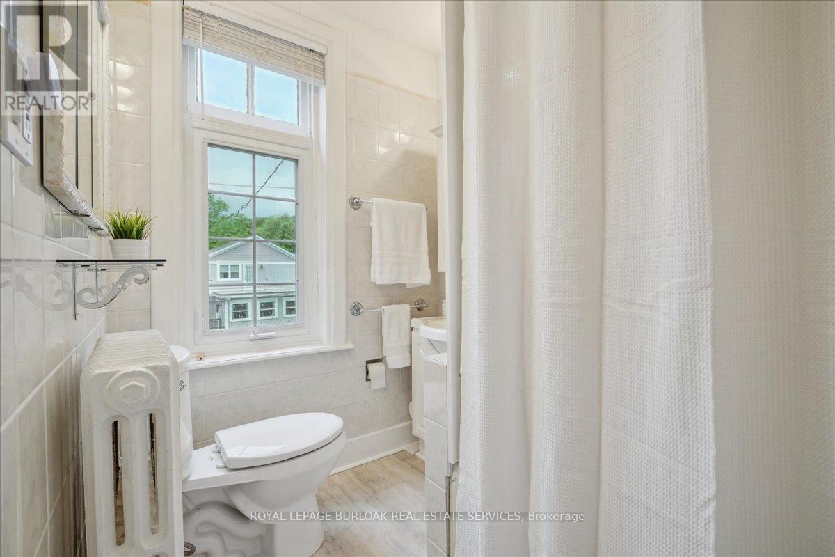 6 Parkview Row, Hamilton, Ontario  L9H 2R9 - Photo 24 - X12213979