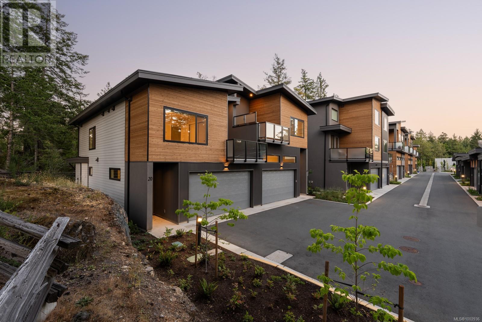 20 3921 Olympian Way, Colwood, British Columbia  V9C 0T1 - Photo 3 - 1002936
