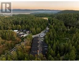 13 3921 Olympian Way Olympic Breeze
