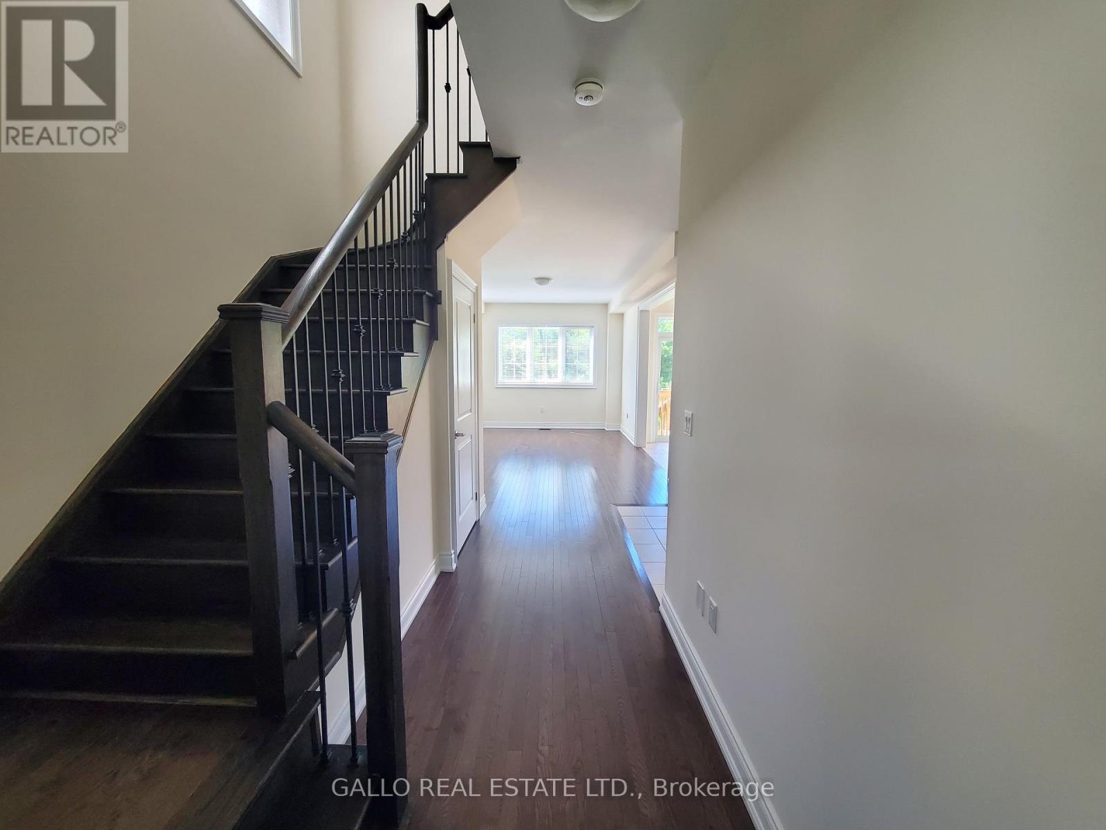 Property at 124 COUNTRYMAN ROAD image 2
