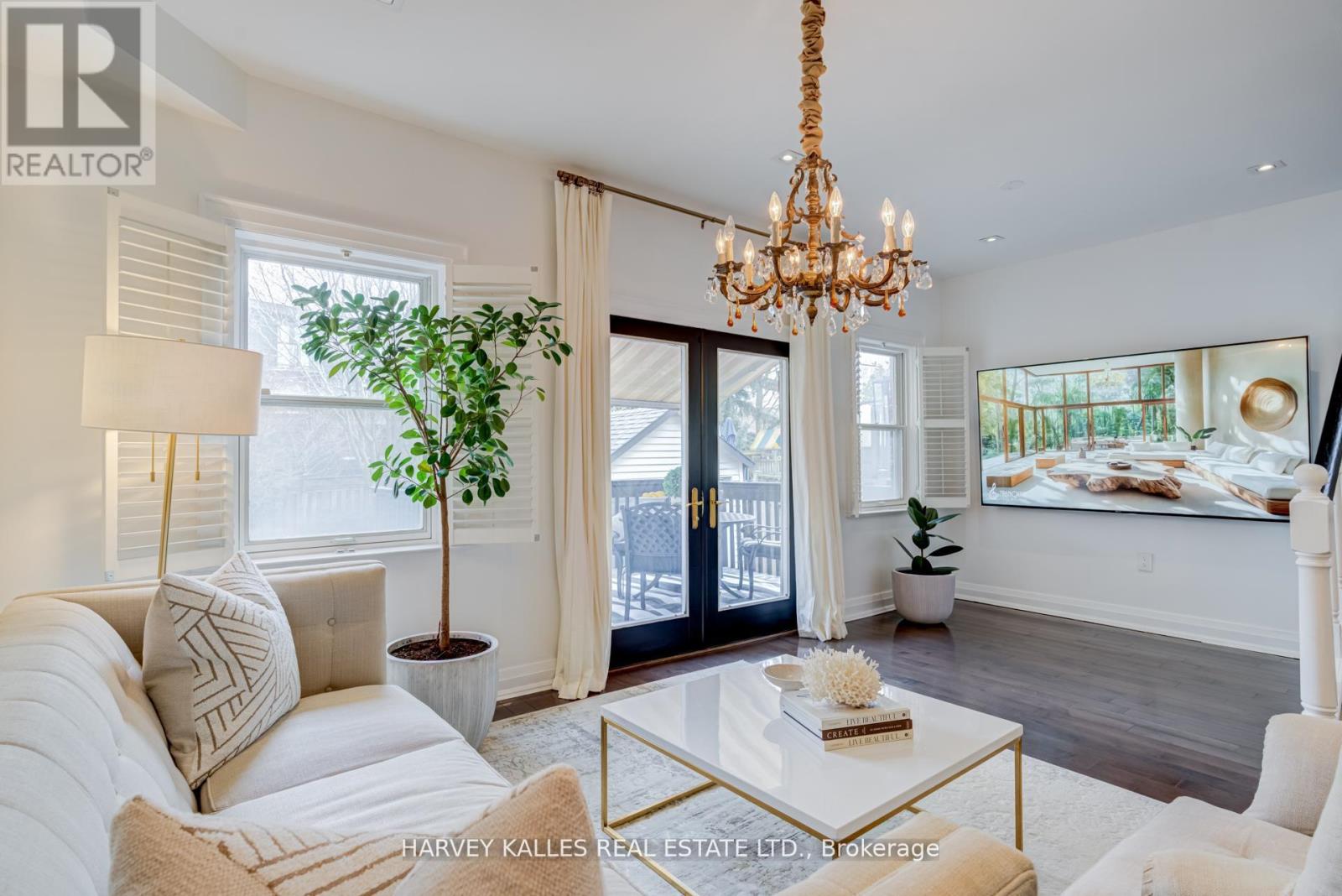 213 Brooke Avenue, Toronto, Ontario  M5M 2K7 - Photo 13 - C12189803