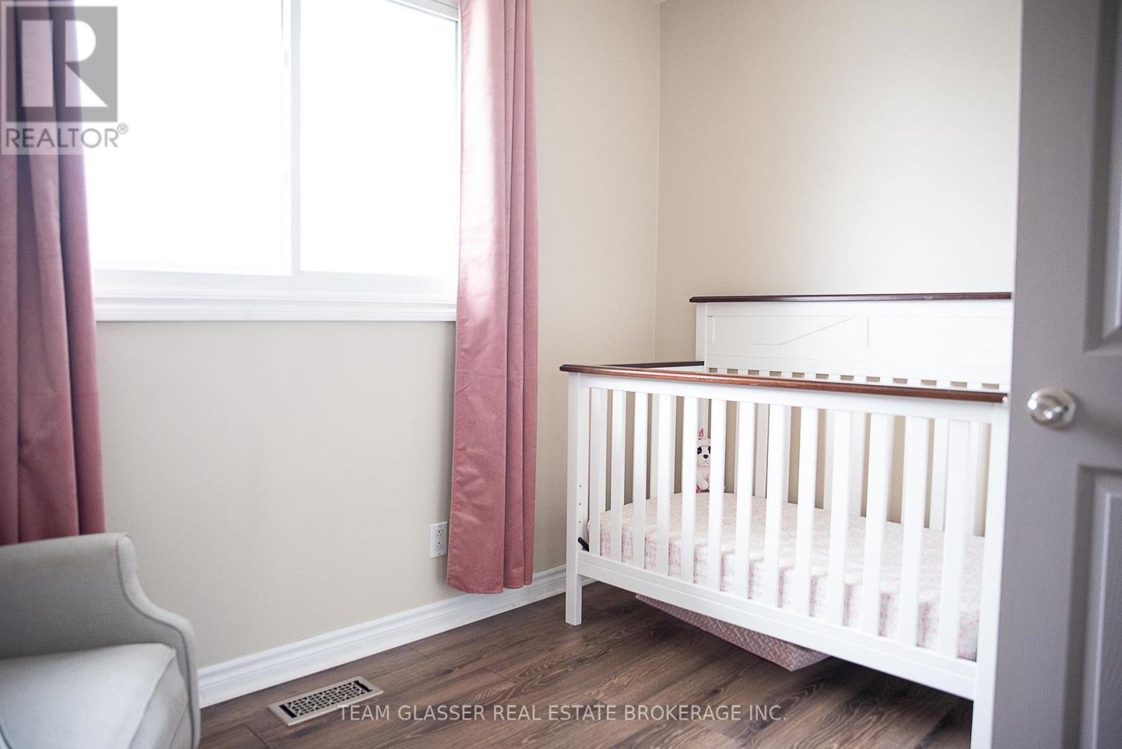 28 Parkview Heights, Aylmer, Ontario  N5H 2J8 - Photo 23 - X12116083