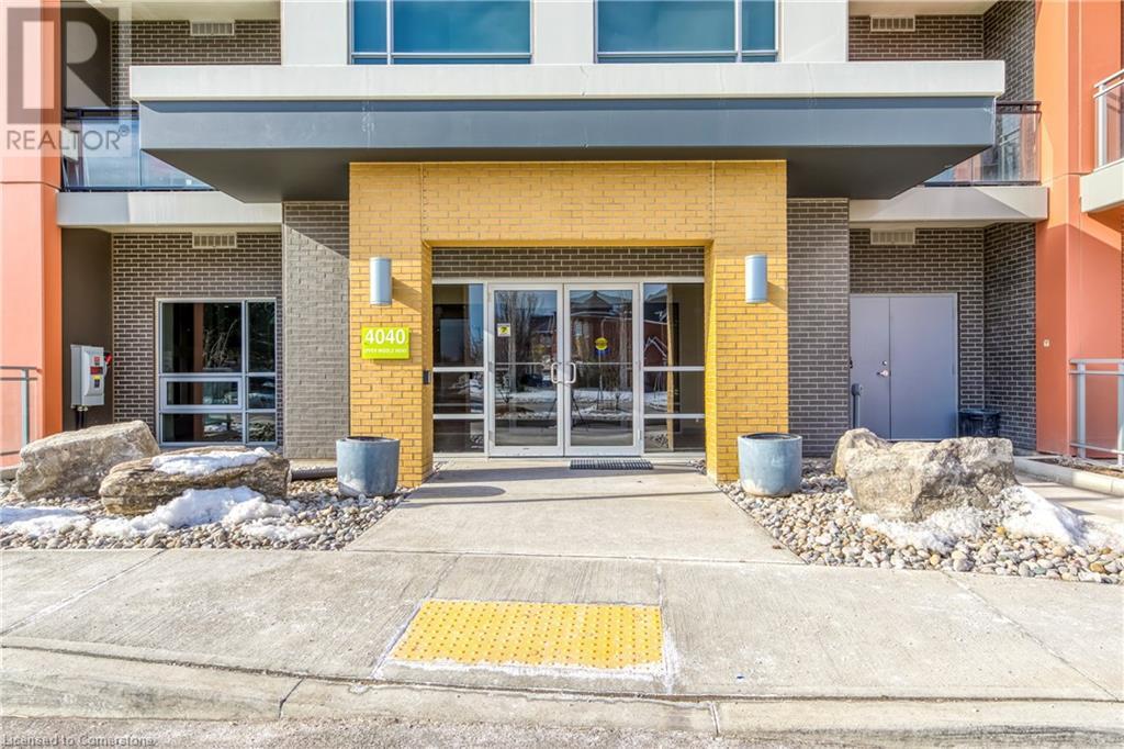 4040 Upper Middle Road Unit# 222, Burlington, Ontario  L7M 0H2 - Photo 3 - 40739381