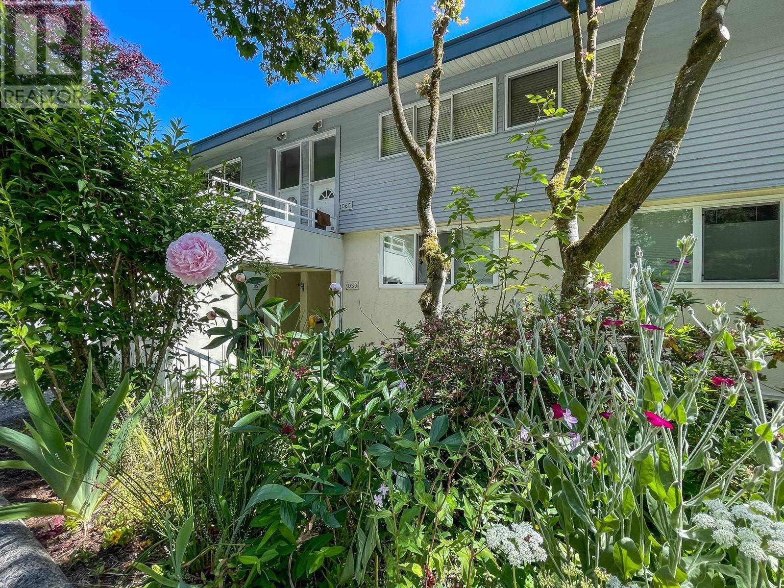 1059 CECILE DRIVE, Port Moody, British Columbia