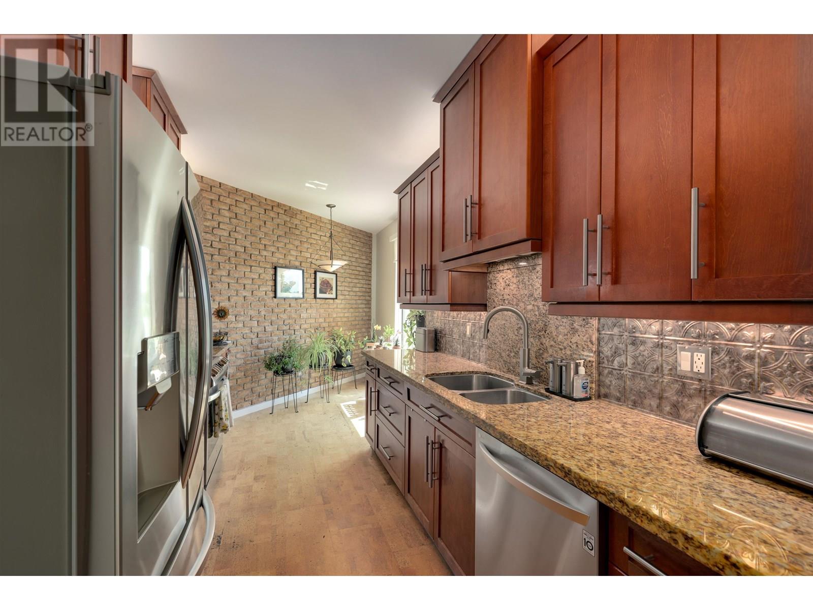 420 1150 Quayside Drive, New Westminster, British Columbia  V3M 6E1 - Photo 10 - R3014427
