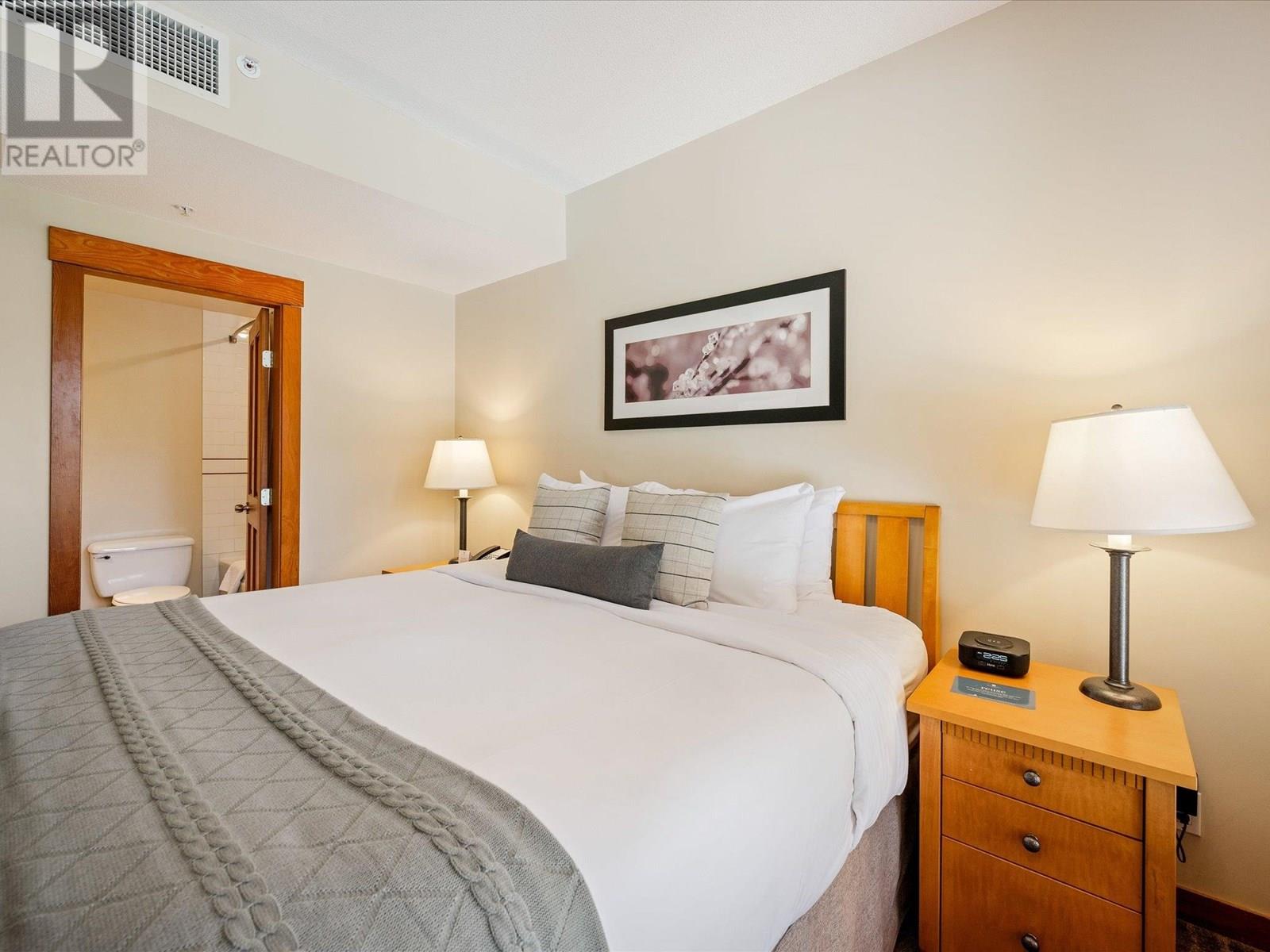 216 4320 Sundial Crescent, Whistler, British Columbia  V8E 1G6 - Photo 14 - R3014447