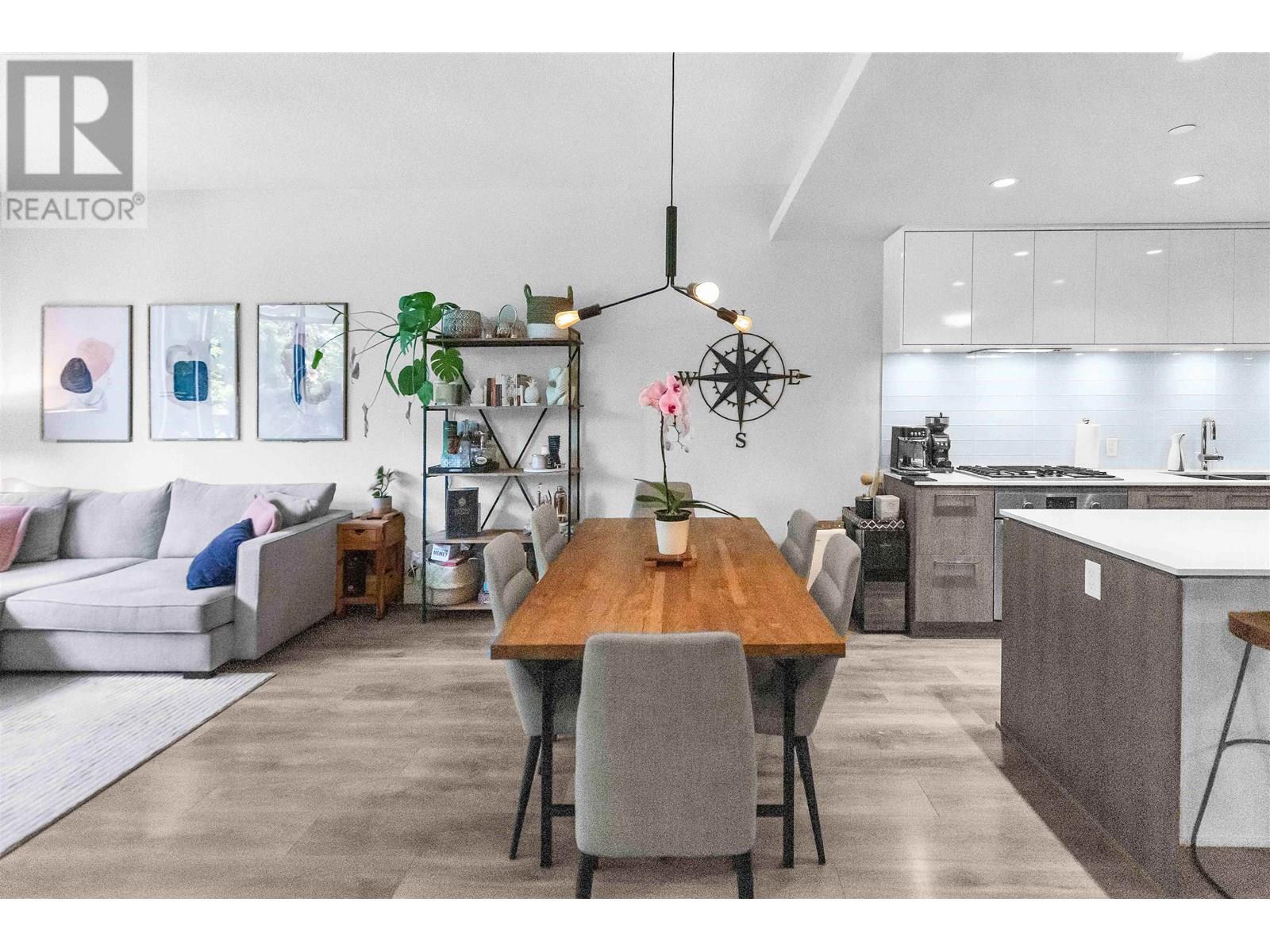 104 680 SEYLYNN CRESCENT, North Vancouver, British Columbia