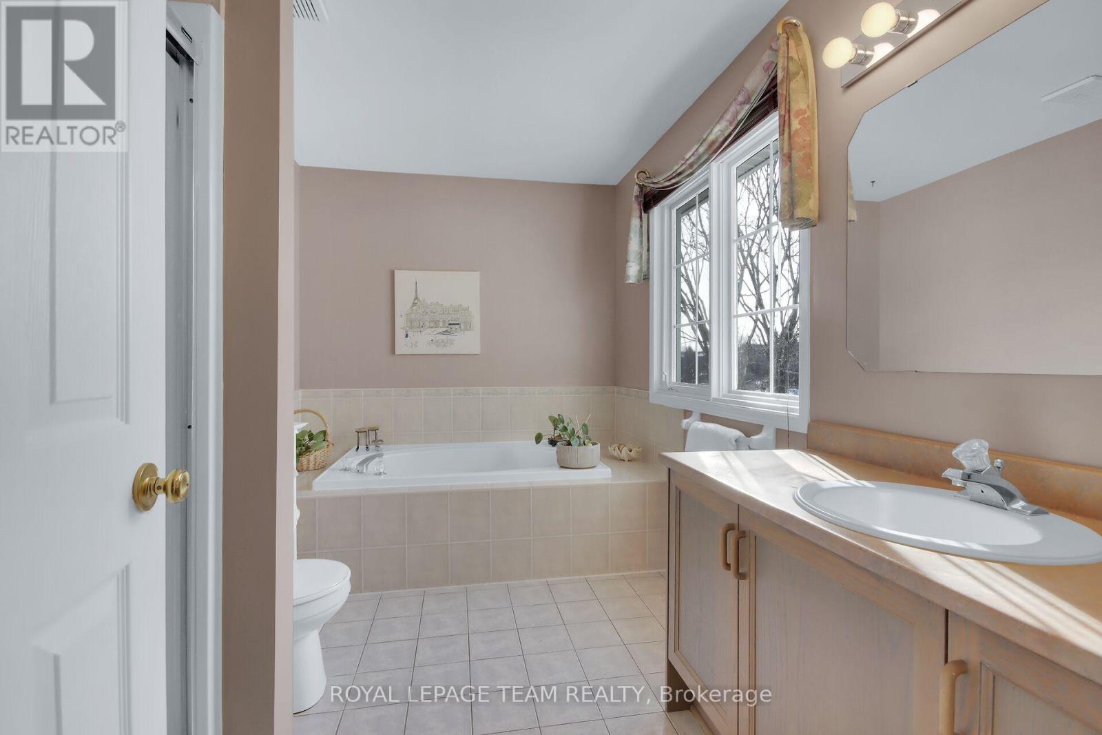 2 Inverary Drive, Ottawa, Ontario  K2K 2R9 - Photo 24 - X11940000