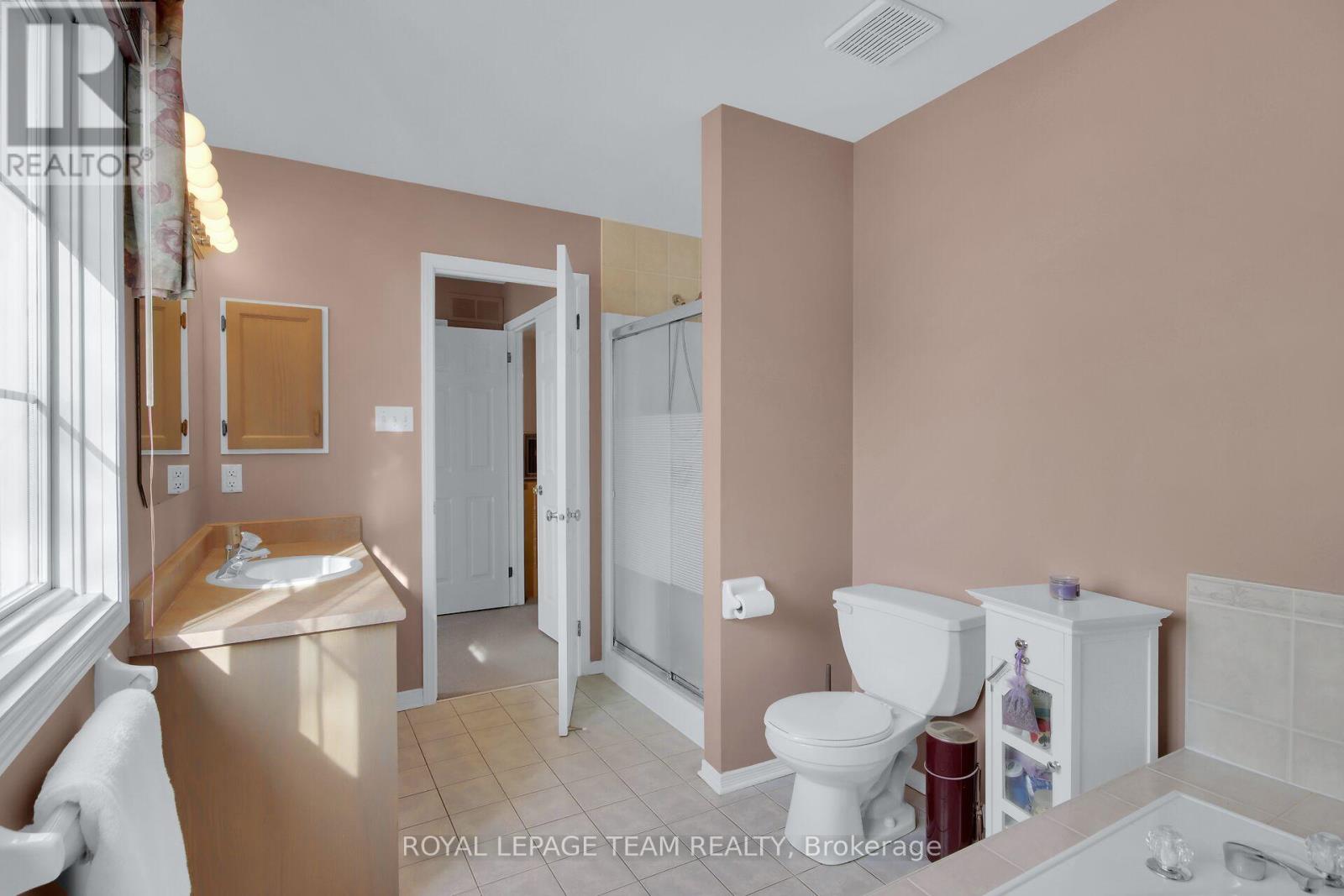 2 Inverary Drive, Ottawa, Ontario  K2K 2R9 - Photo 25 - X11940000