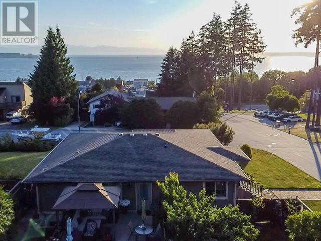3890 Ontario Ave, Powell River, British Columbia   - Photo 9 - 19053