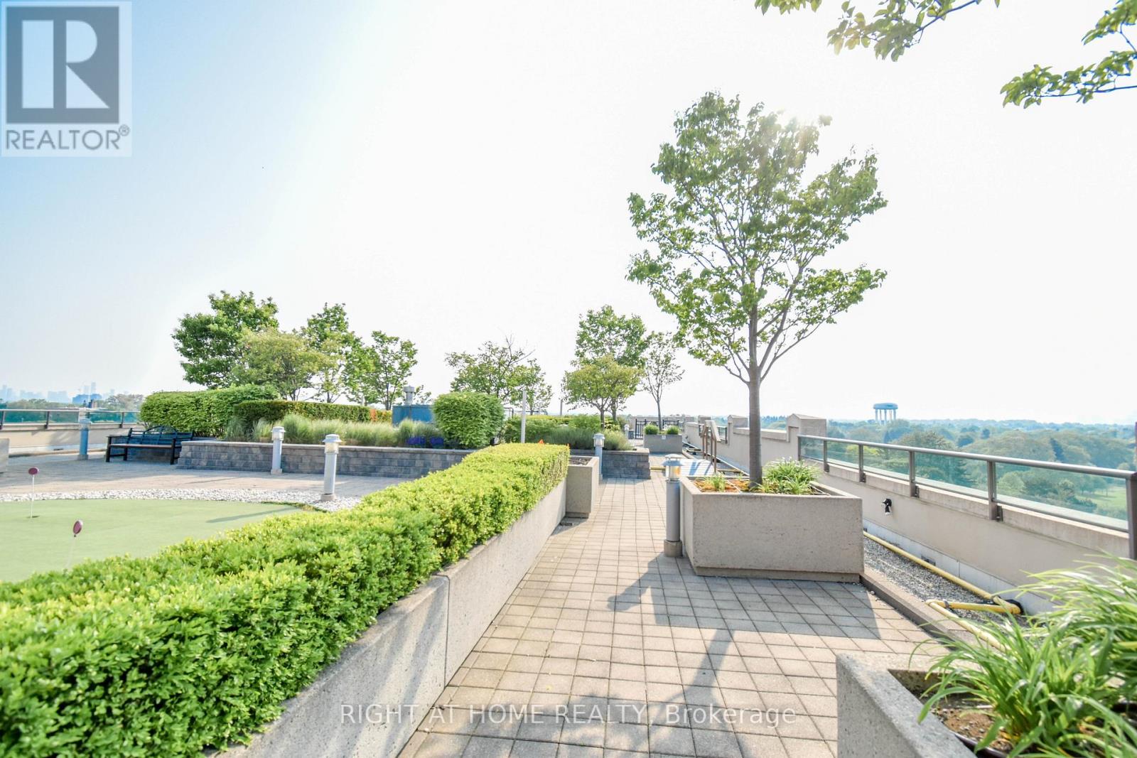 702 - 205 The Donway W, Toronto, Ontario  M3B 3S5 - Photo 16 - C12206062