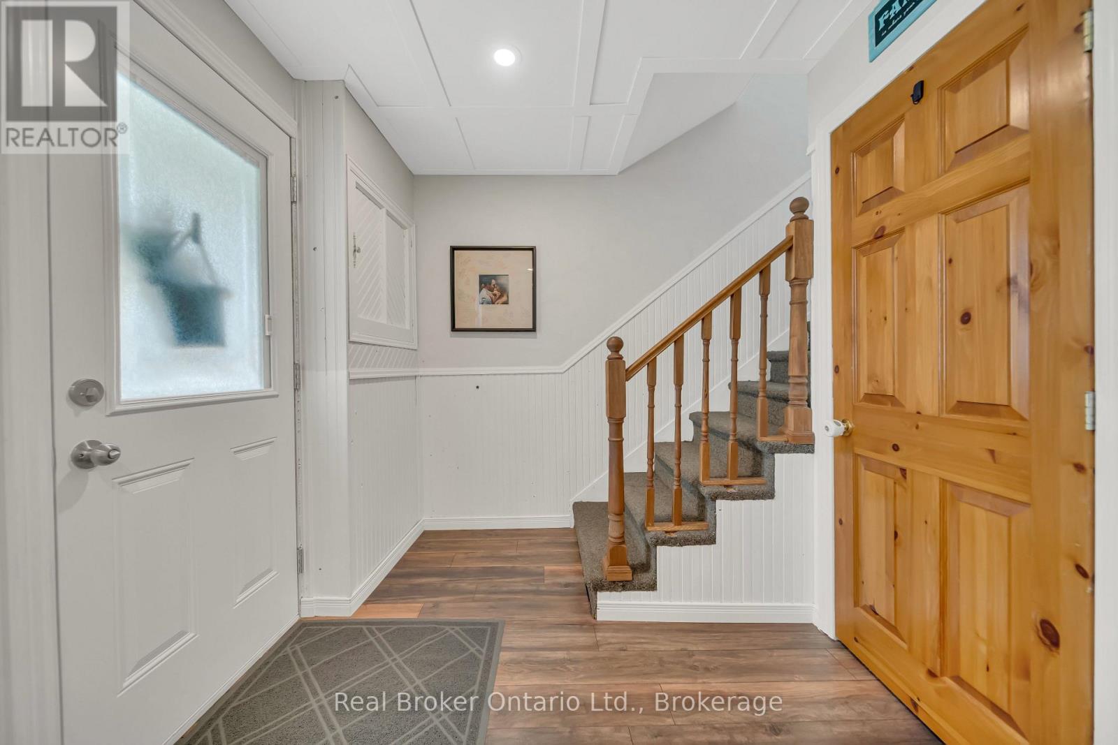 218 Cambridge Street, Arran-Elderslie, Ontario  N0G 2N0 - Photo 8 - X12213983