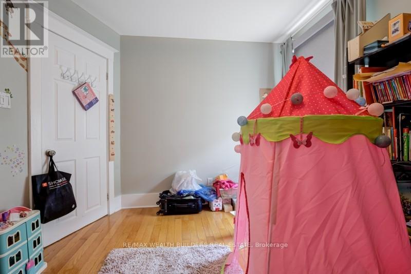 425 Jones Avenue, Toronto, Ontario  M4J 3G6 - Photo 22 - E12212123