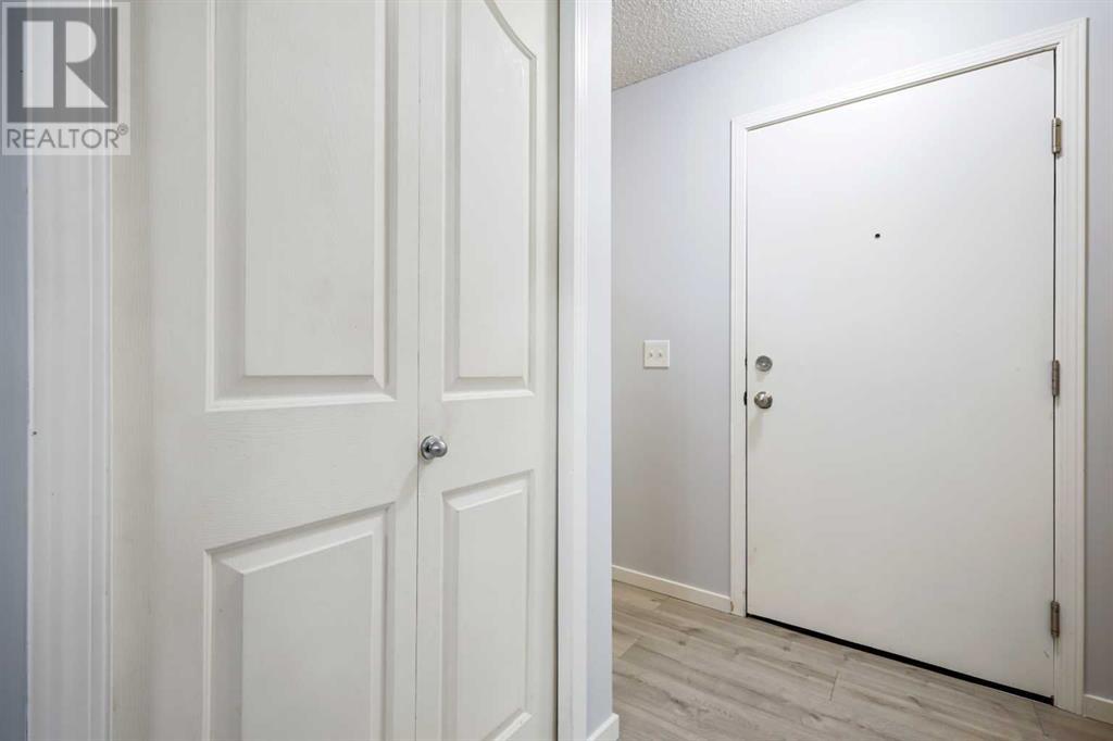 1120, 8 Bridlecrest Drive Sw, Calgary, Alberta  T2Y 0H6 - Photo 8 - A2230186