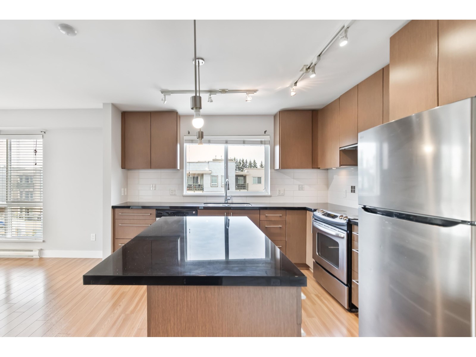15775 Croydon Drive, Surrey, British Columbia  V3S 2L5 - Photo 11 - R3014482