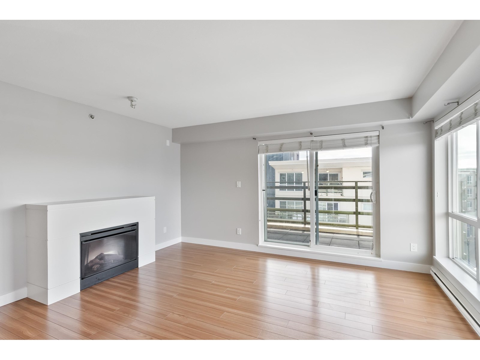 15775 Croydon Drive, Surrey, British Columbia  V3S 2L5 - Photo 16 - R3014482