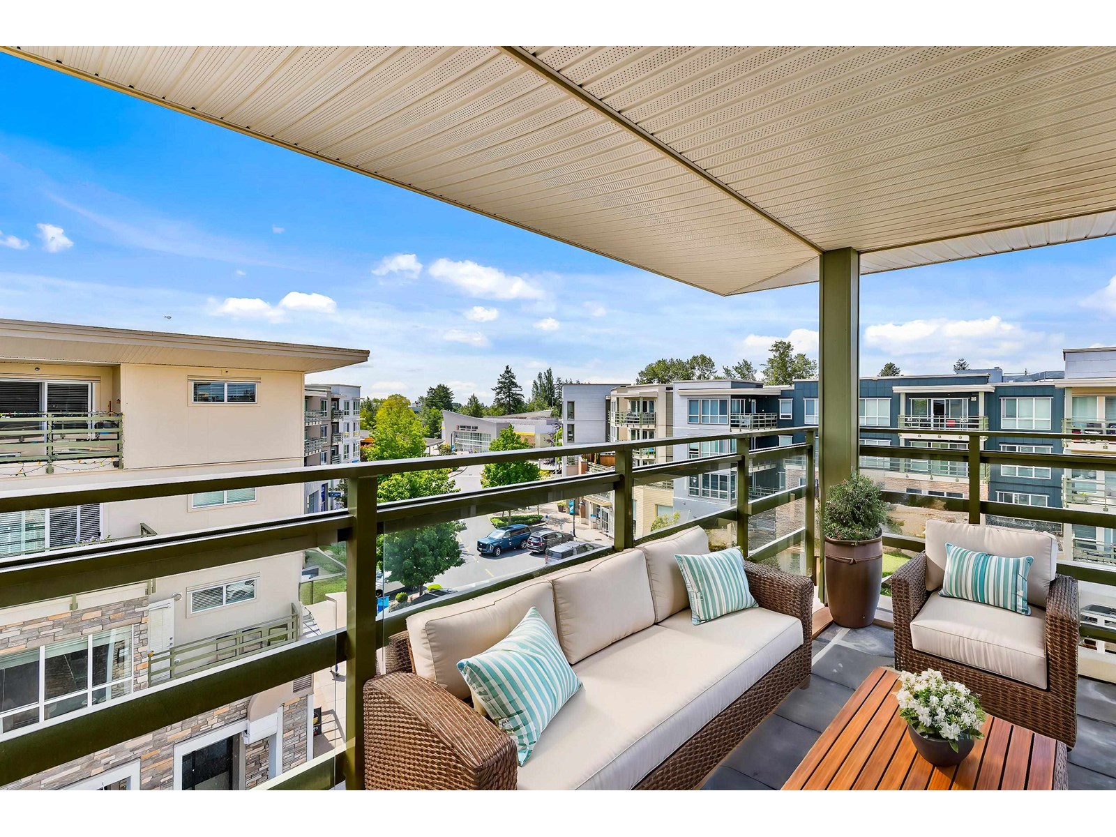 15775 Croydon Drive, Surrey, British Columbia  V3S 2L5 - Photo 5 - R3014482