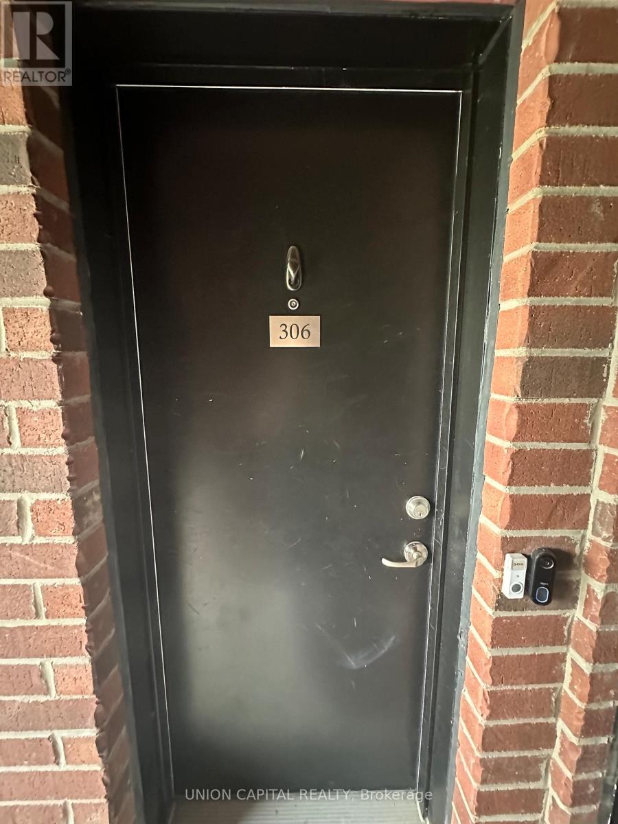 306 - 2 Linsmore Place, Whitchurch-Stouffville (Stouffville), Ontario  L4A 4T4 - Photo 3 - N12212673