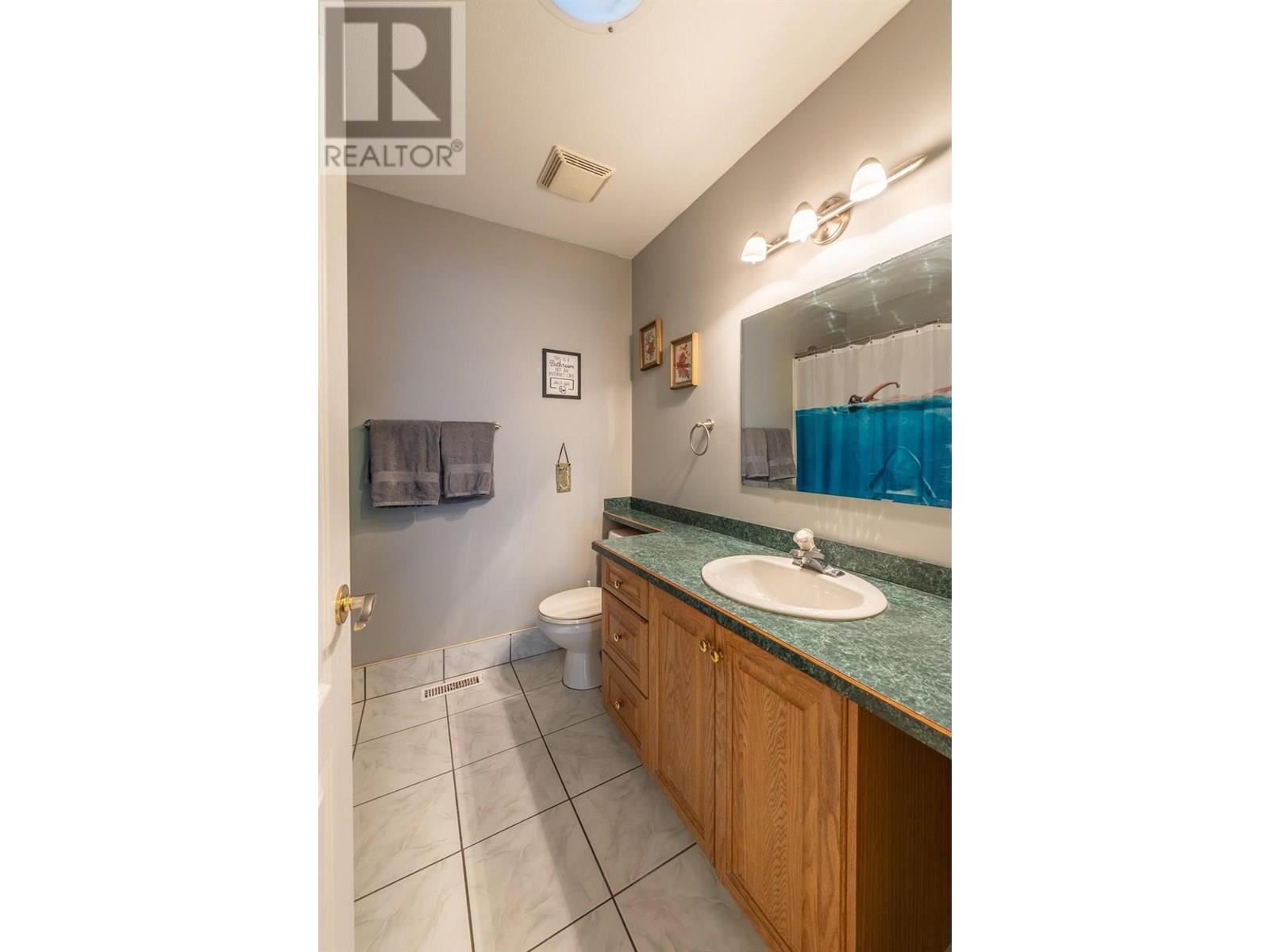 1505 Cedar Street, Golden, British Columbia  V0A 1H6 - Photo 30 - 10350673