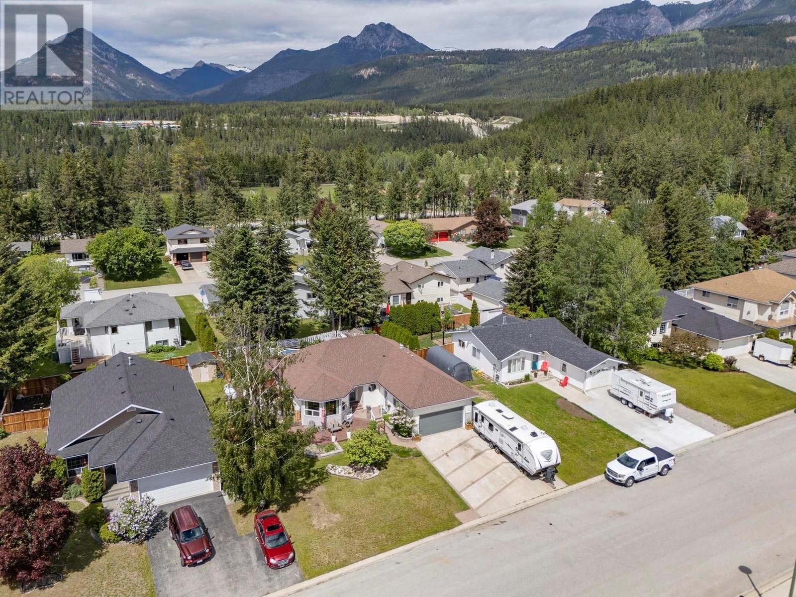1505 Cedar Street, Golden, British Columbia  V0A 1H6 - Photo 51 - 10350673