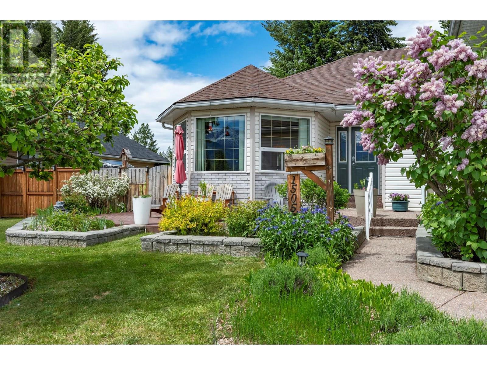 1505 Cedar Street, Golden, British Columbia  V0A 1H6 - Photo 68 - 10350673