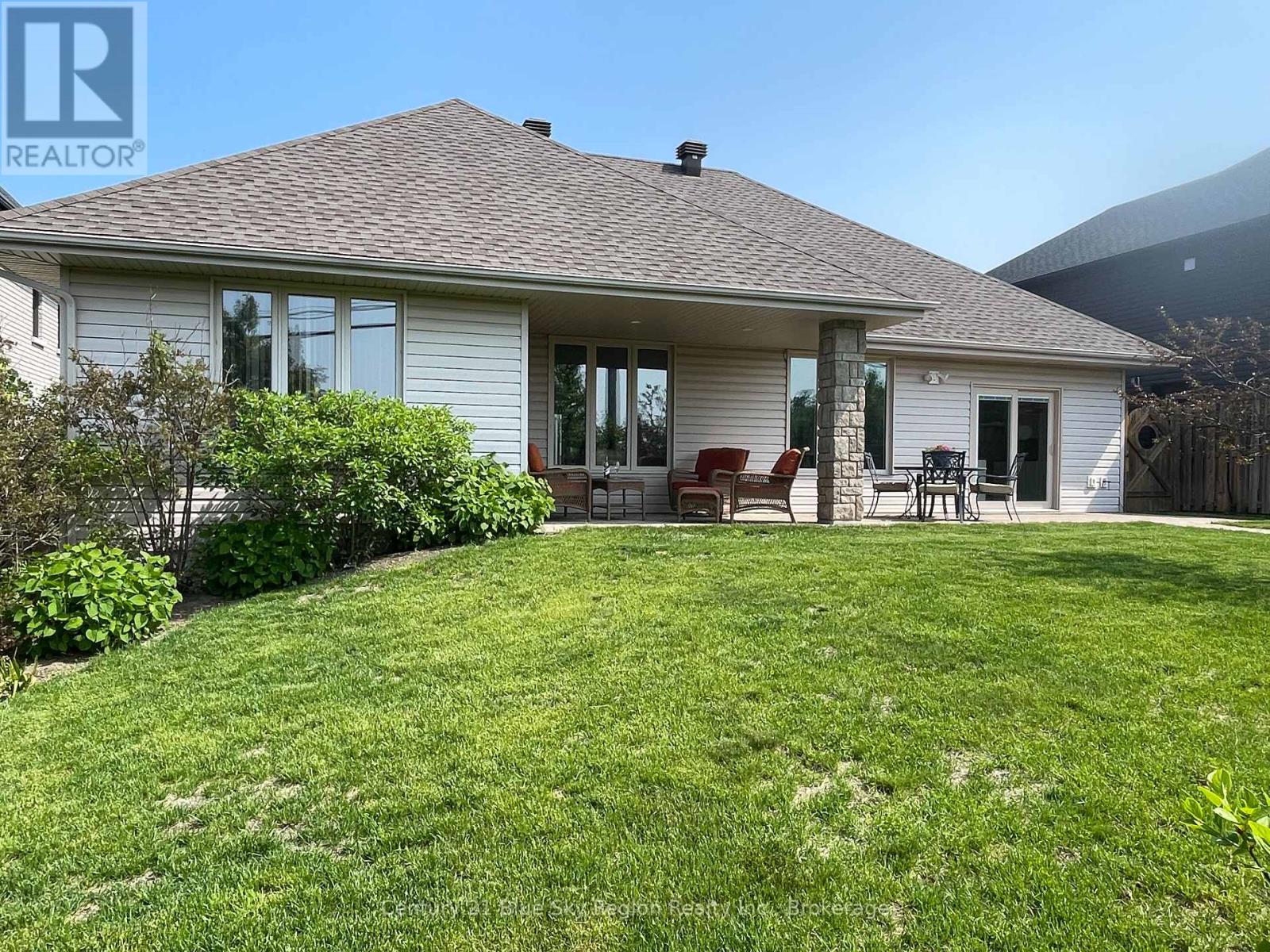 9 Zephyr Heights, North Bay (Airport), Ontario  P1A 0E9 - Photo 19 - X12209203