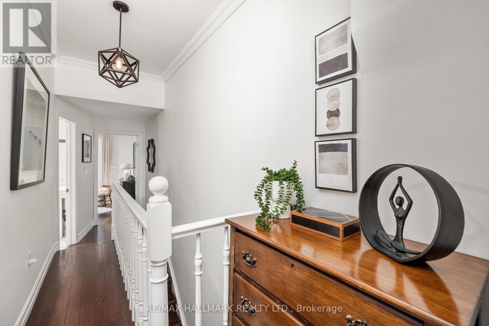 48 Allen Avenue, Toronto, Ontario  M4M 1T4 - Photo 22 - E12158328