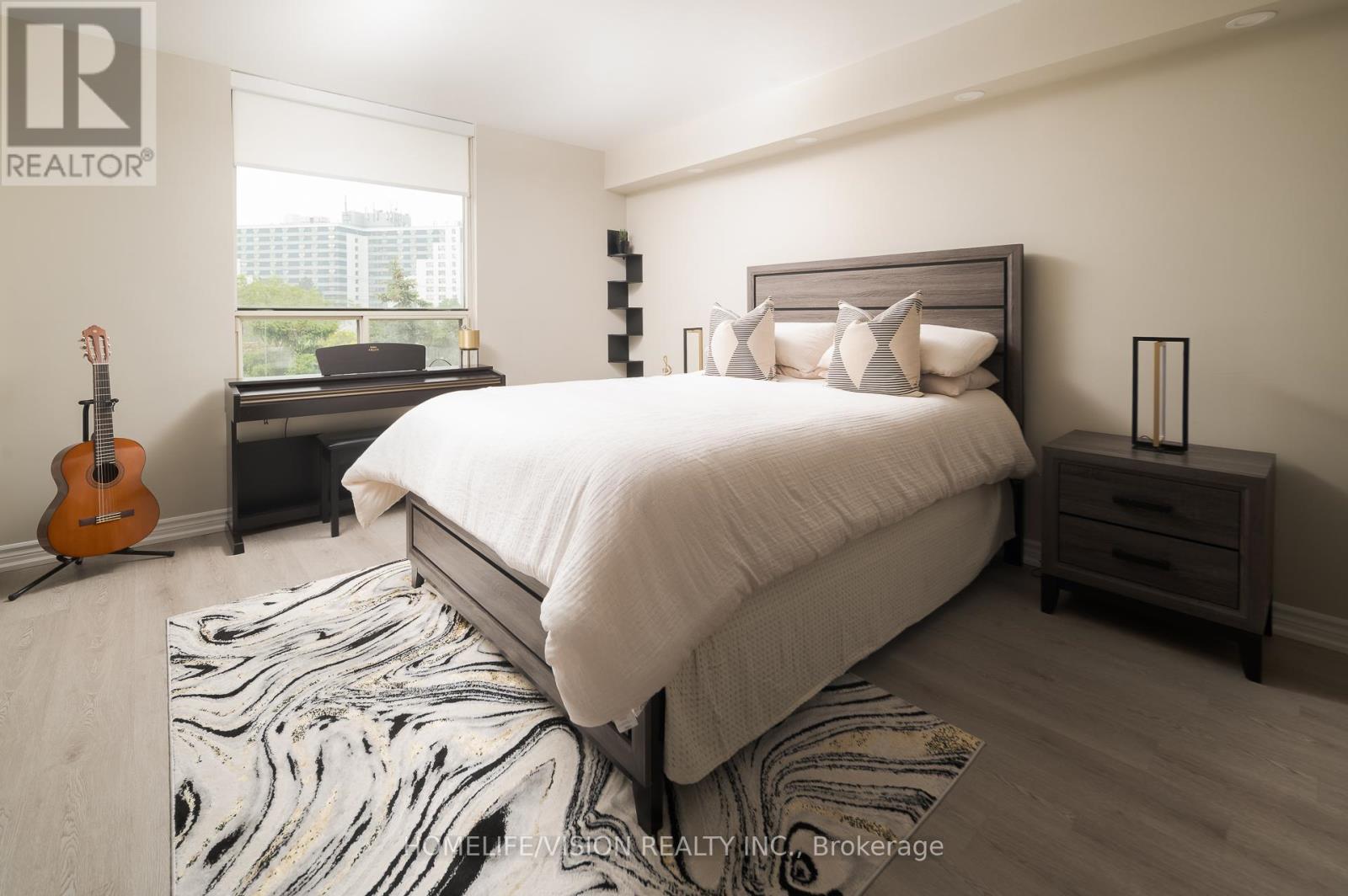 413 - 7 Townsgate Drive, Vaughan, Ontario  L4J 7Z9 - Photo 36 - N12213798