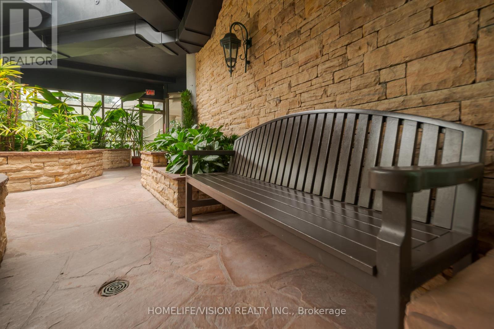 413 - 7 Townsgate Drive, Vaughan, Ontario  L4J 7Z9 - Photo 43 - N12213798