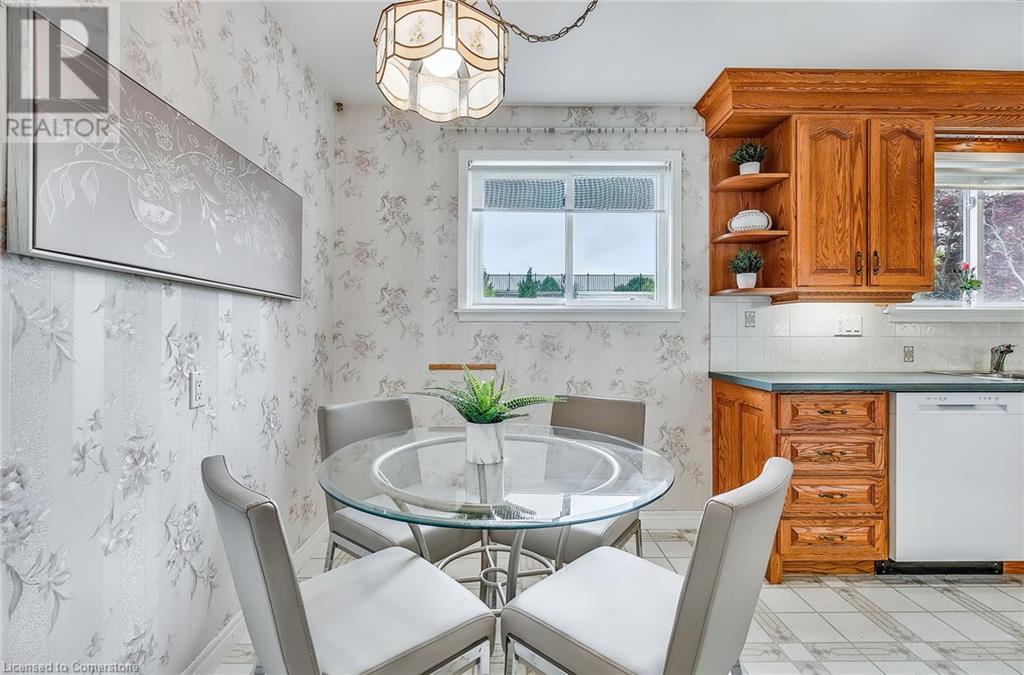 3215 Heathfield Drive, Burlington, Ontario  L7M 1E2 - Photo 21 - 40740281