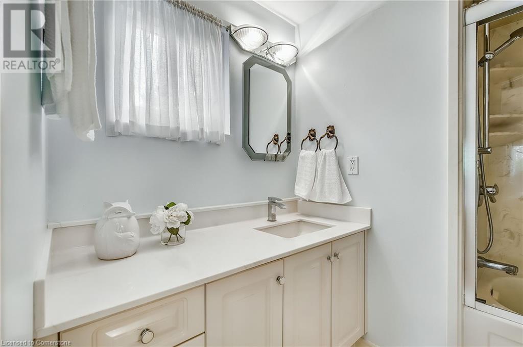 3215 Heathfield Drive, Burlington, Ontario  L7M 1E2 - Photo 26 - 40740281