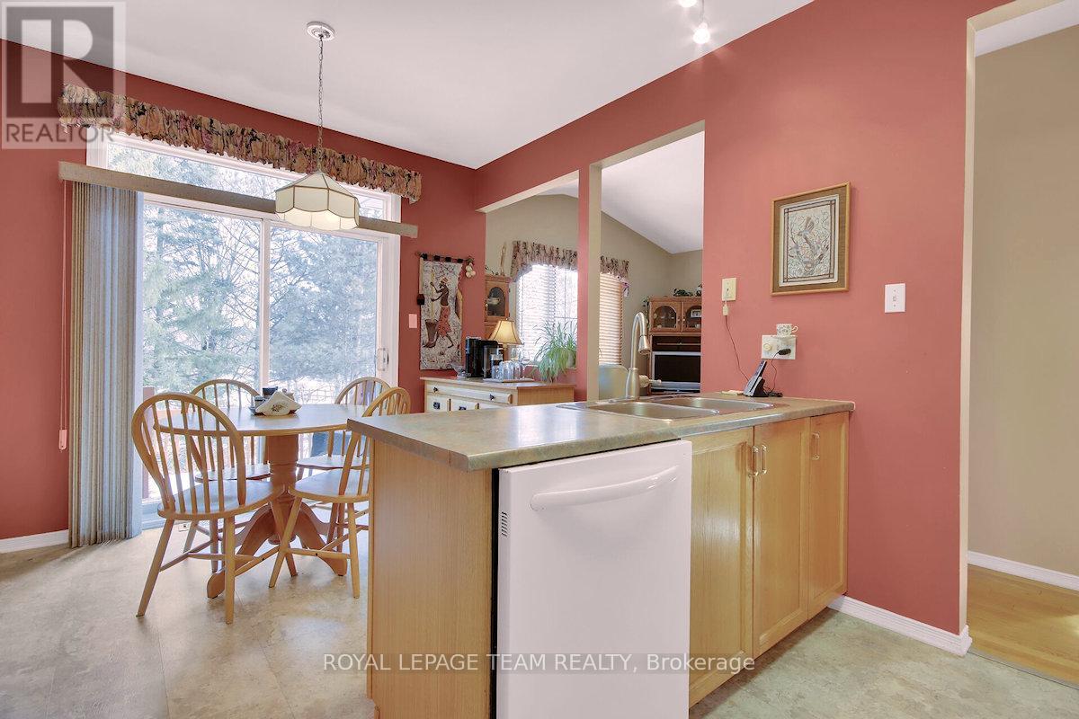 2 Inverary Drive, Ottawa, Ontario  K2K 2R9 - Photo 14 - X11940000