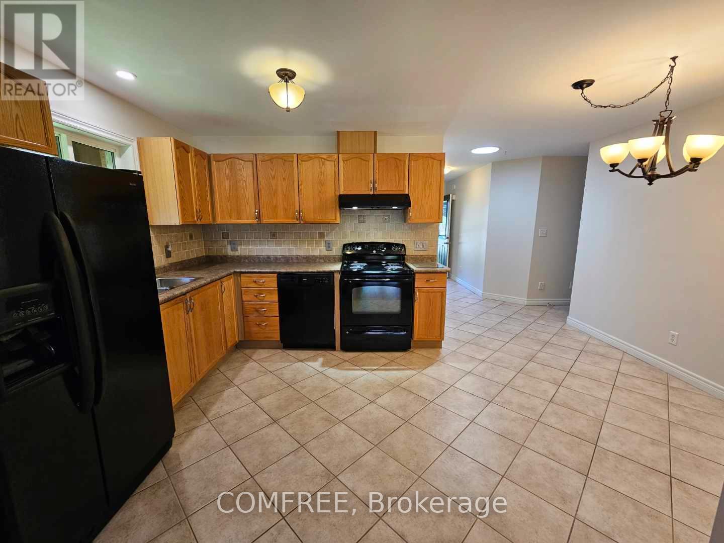 1803 Chateau Avenue, Windsor, Ontario  N8P 1M6 - Photo 12 - X12160480