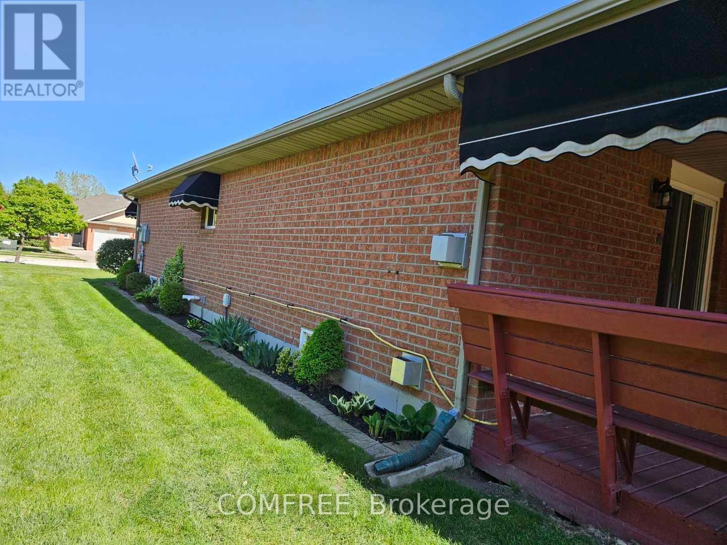 1803 Chateau Avenue, Windsor, Ontario  N8P 1M6 - Photo 3 - X12160480