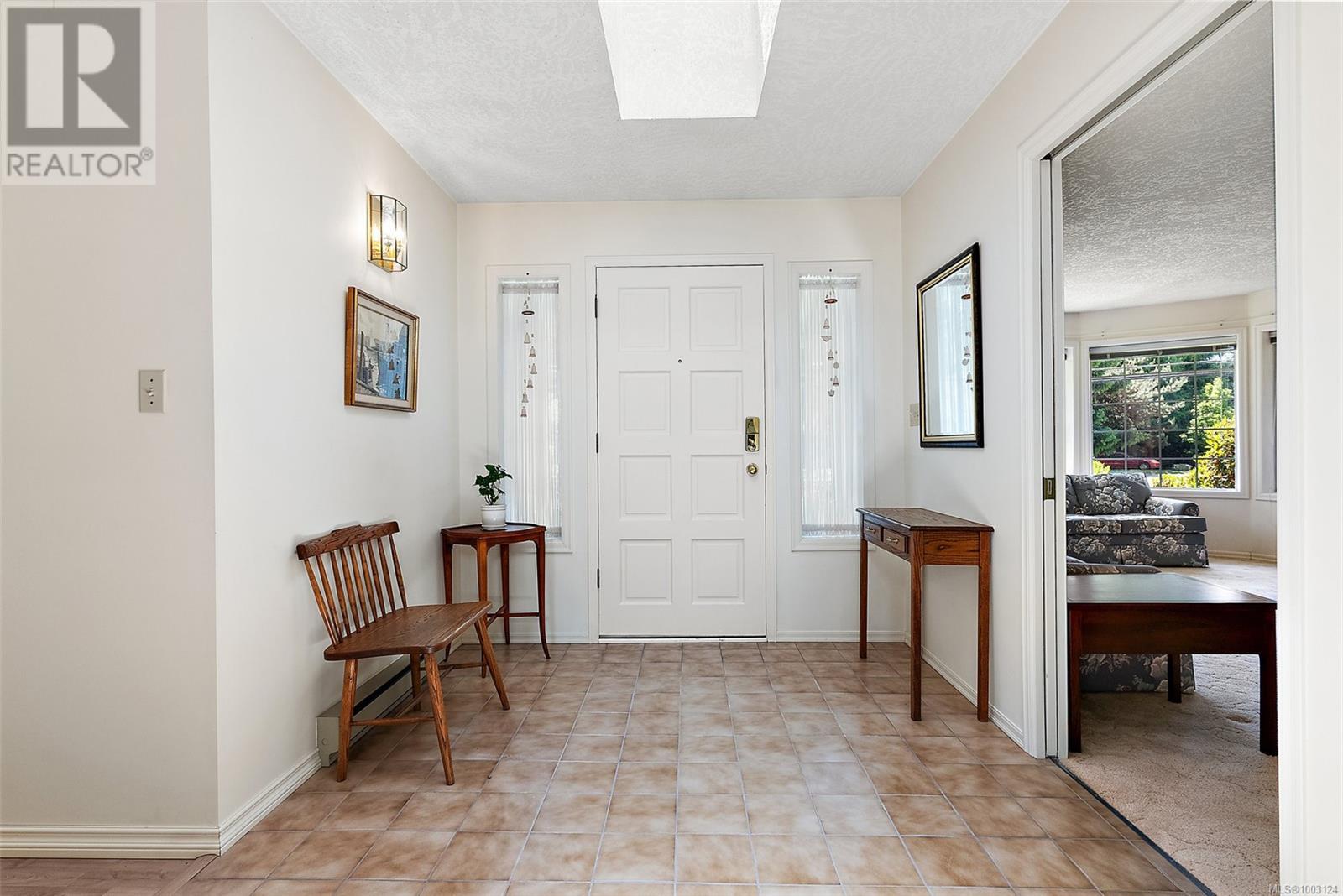 1662 Dean Park Rd, North Saanich, British Columbia  V8L 4Y7 - Photo 8 - 1003124