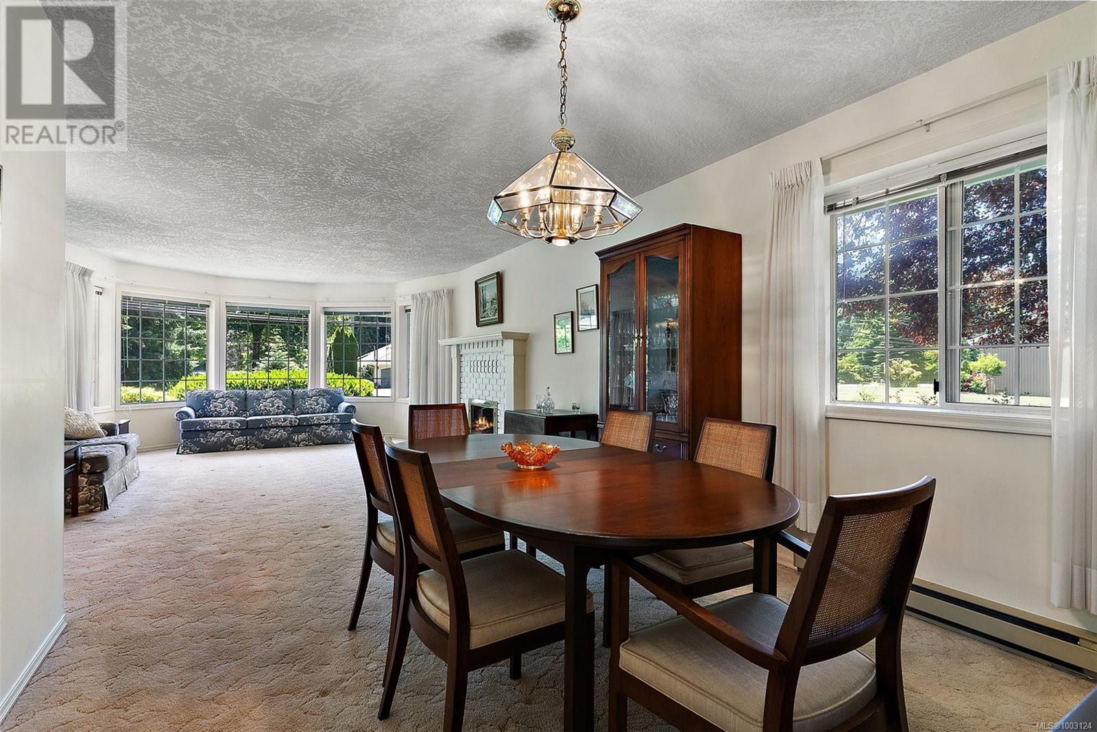 1662 Dean Park Rd, North Saanich, British Columbia  V8L 4Y7 - Photo 19 - 1003124