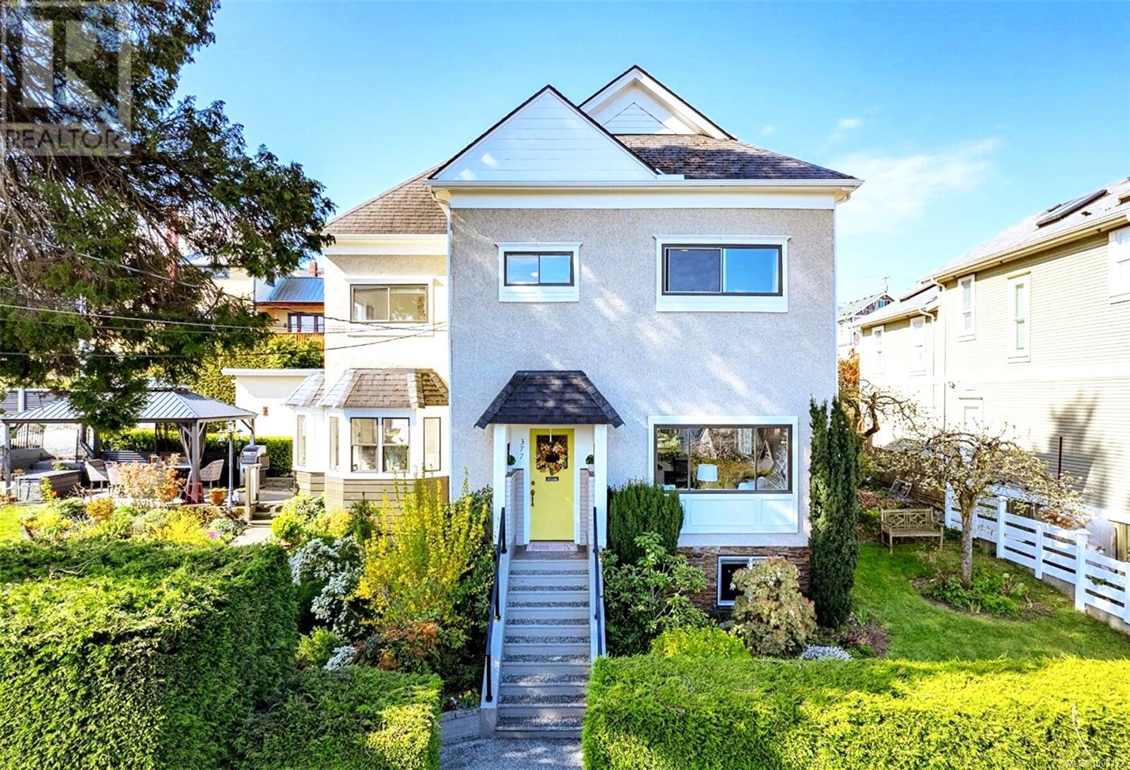 377 Milton St, Nanaimo, British Columbia