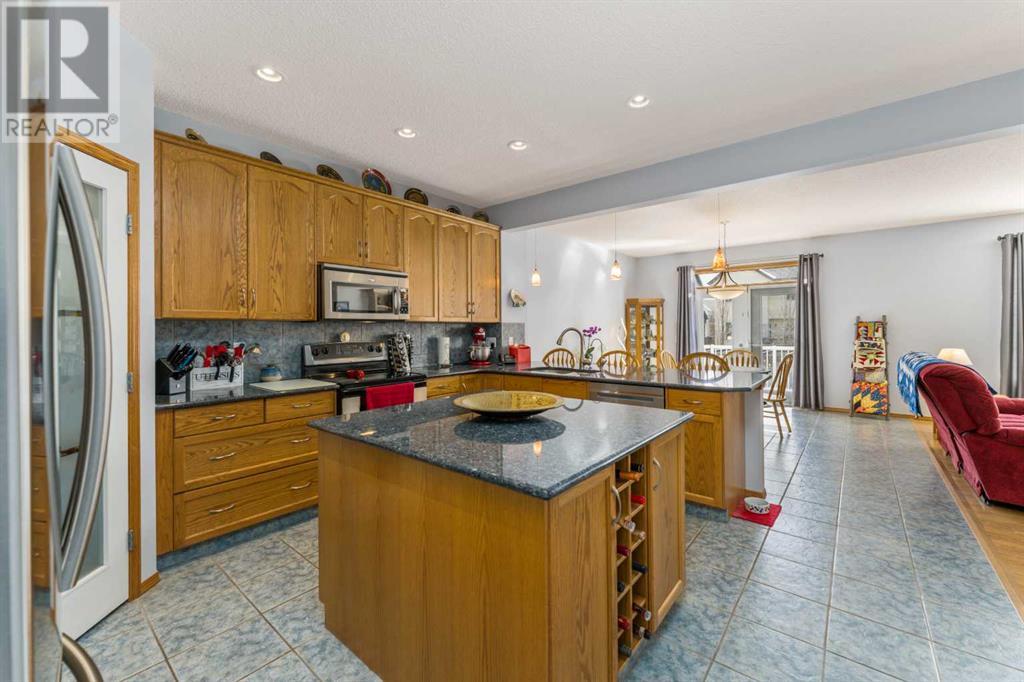 Property at 57 Copperleaf Way SE image 5