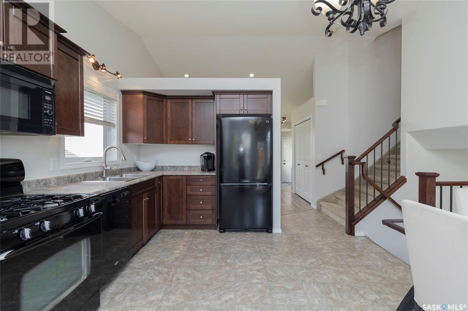 305 Quessy Drive, Martensville, Saskatchewan  S0K 0A2 - Photo 11 - SK009140