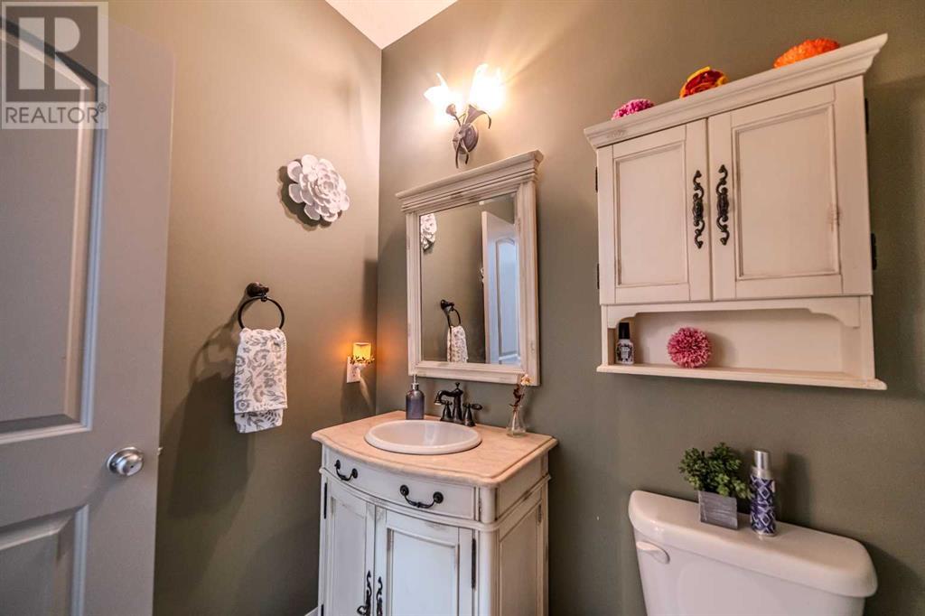 30 Silverado Bank Circle Sw, Calgary, Alberta  T2X 0L2 - Photo 8 - A2229626