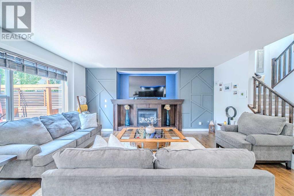30 Silverado Bank Circle Sw, Calgary, Alberta  T2X 0L2 - Photo 2 - A2229626